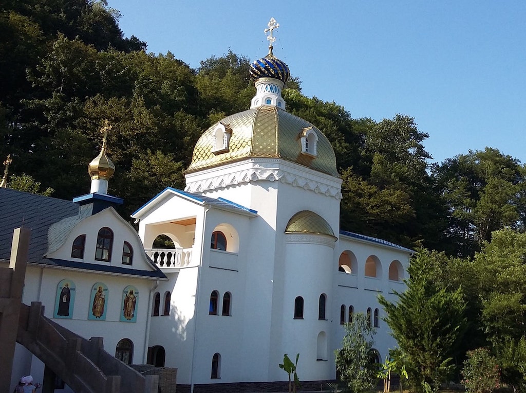 Троице-Георгиевский монастырь